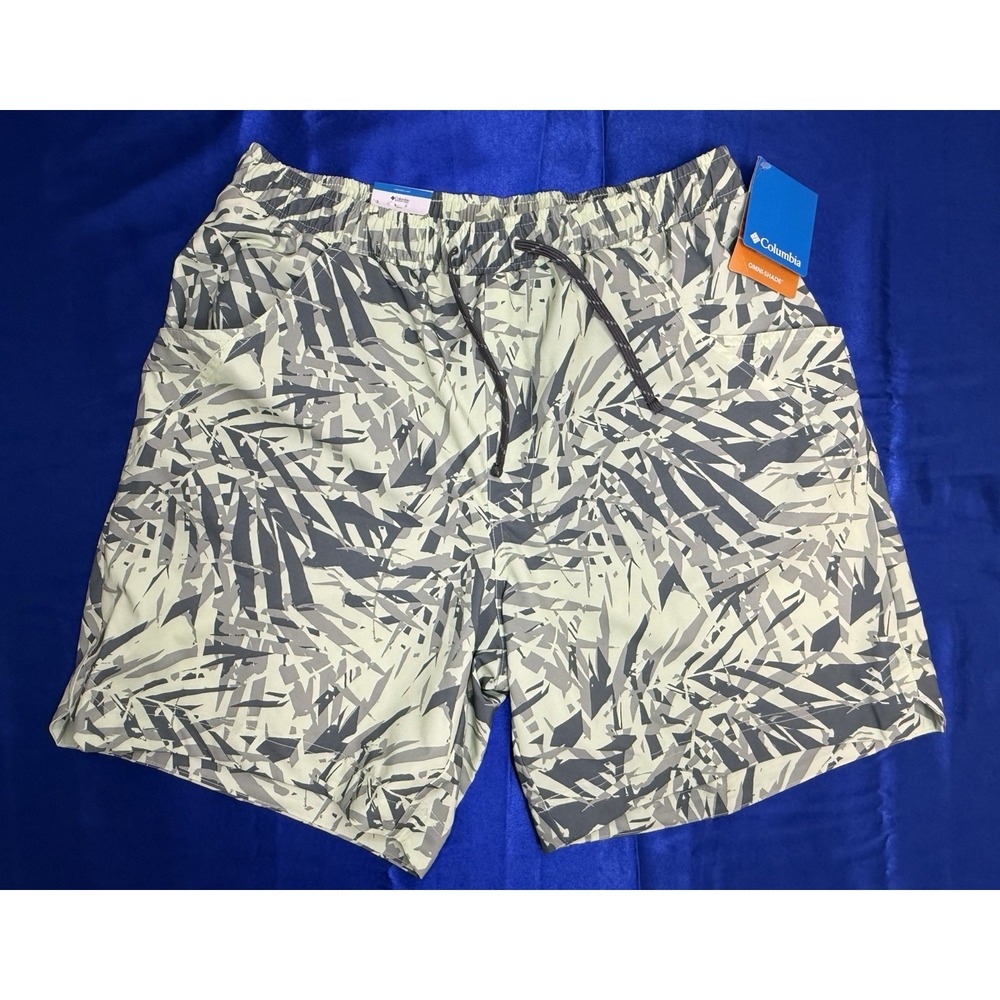 NWT Columbia Omni-Shade 50 UPF Men's Medium Green Tropical Palm 7" Swim Shorts